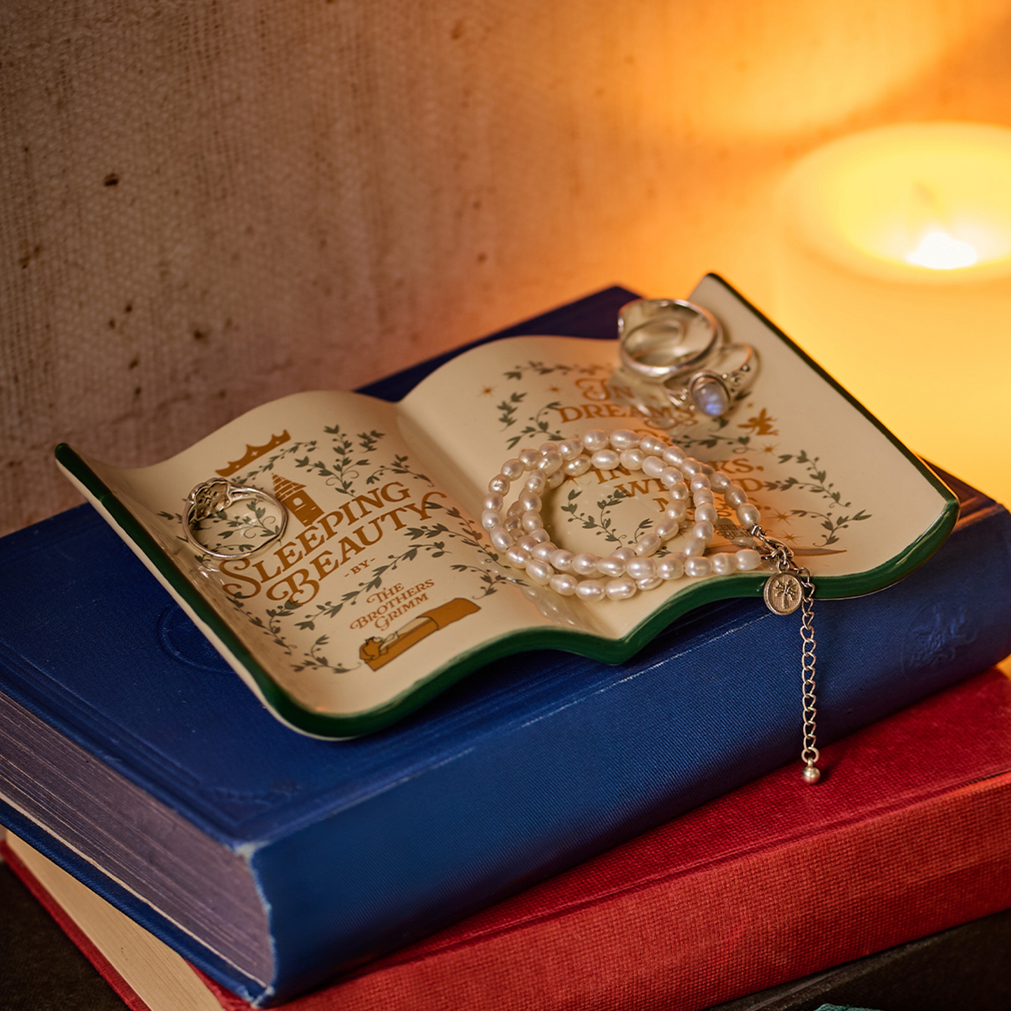 Trinket Dish Book (5.9in)  - Sleeping Beauty